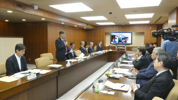 農林中金の投融資・資産運用に関する有識者検証会（写真は9月27日の第１回検証会）