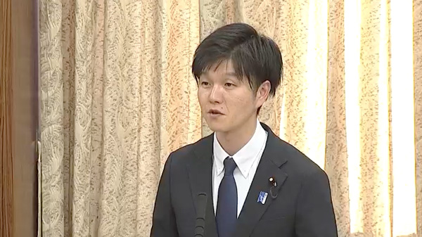 水田政策見直しに向け現場の声を聴きたいと話す鈴木憲和農相（11月20日、参議院予算委員会）