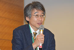 種子の重要性を強調する西川芳昭教授