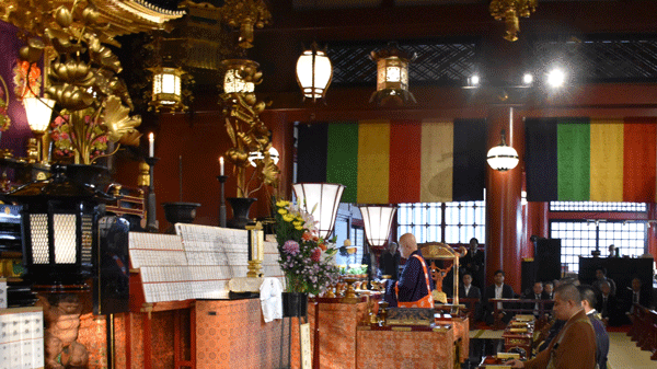 虫供養の法要の様子