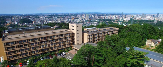 研究所が設置される青葉山キャンパス内の東北大学薬学研究科