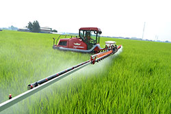 農薬の予防散布で防除の効率化を