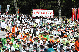 東京・日比谷公園でのTPP反対全国集会