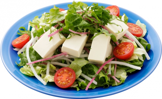 アレンジレシピの「青じそ香る豆腐サラダ」