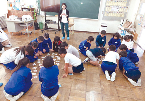 2024年度に実施した特別授業（かるたゲーム）