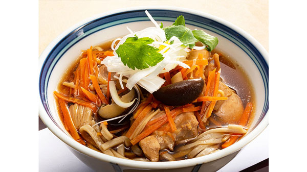 道の駅「すばしり」のレストランでは、地元食材を使った「すばしりみくりやそば」も人気だ（道の駅「すばしり」ホームページから）