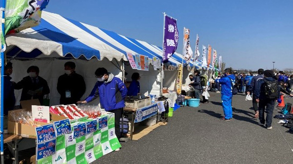 茨城県産の農畜産物を集めた「協同組合マルシェ」を開催