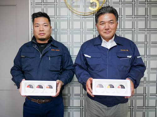 「MOTTAIプロジェクト」を取りまとまる野田鉄工の阿部社長（右）と同社営業部で調理師免許を持つ柳成太さん