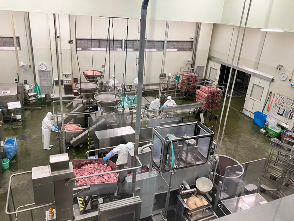 山形事業所の工場内