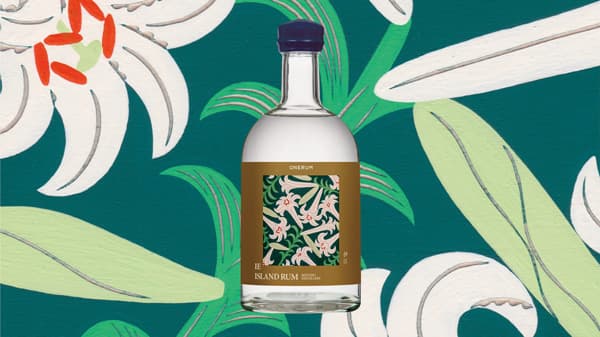 西表島の黒糖を使った「IE ISLAND RUM」
