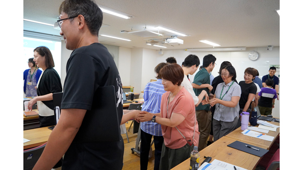 ワークショップで感情の受け止めを体験