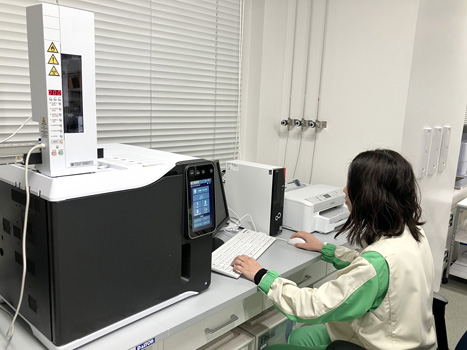 理化学分析の様子