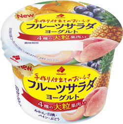 リニューアル発売の「フルーツサラダヨーグルト」