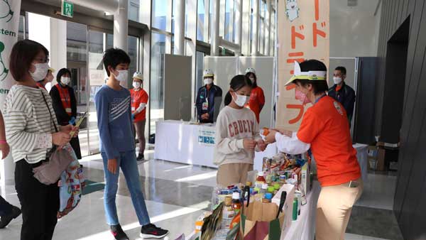 パルシステム群馬商品展示会でのフードドライブ