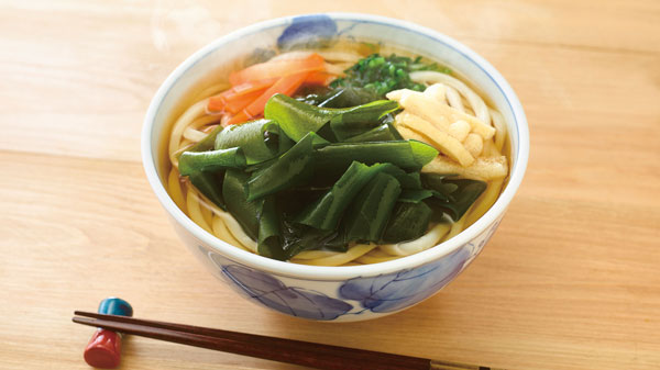産直わかめどっさりうどん