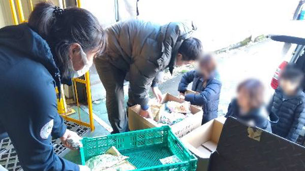 宅配で届けられなかった商品を寄付