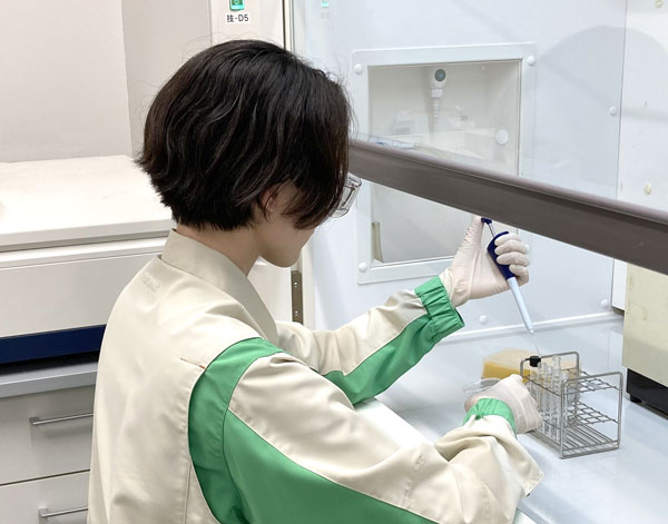 理化学分析の様子