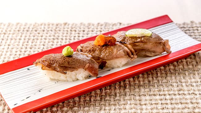 江戸東京寿し常の「和牛握り寿司3種食べくらべ」