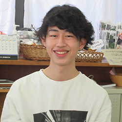 「キララ賞」を受賞した百崎さん