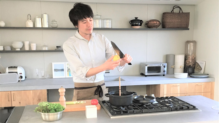 青果日和 の魅力伝えるアンバサダーに料理研究家コウケンテツが就任 ニュース 流通 Jacom 農業協同組合新聞 青果日和 の魅力伝えるアンバサダーに料理研究家コウケンテツが就任 ニュース 流通 Jacom 農業協同組合新聞