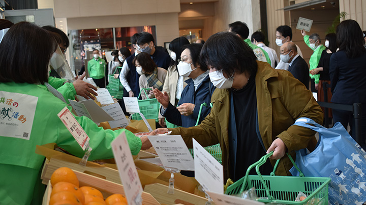 ＪＡ共済マルシェ　被災地農家を食べて支援