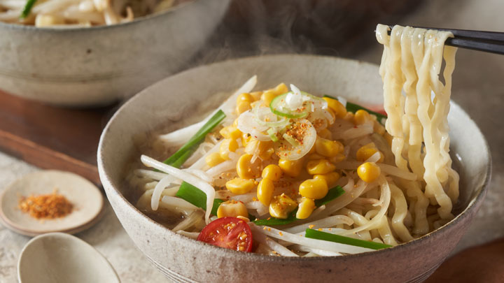 ヴィーガンラーメン「ソラノイロ味噌ラーメン」