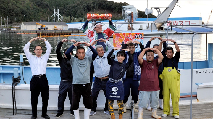 ＪＦ全漁連・ＪＦ全国漁青連とコラボ「さばいどる かほなん」が漁業の魅力発信　白鶴
