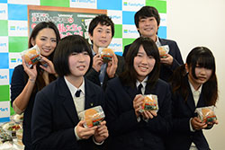 高校生のメニュー コンビニで販売