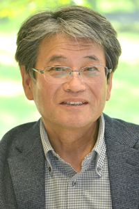 高橋秀幸センター長