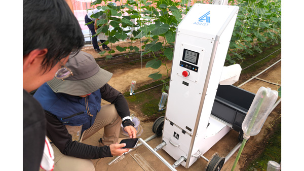群馬県農業技術センターにキュウリ収穫ロボットをレンタル導入　AGRIST.jpg