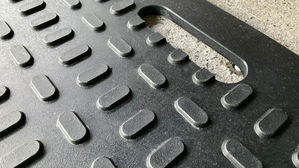 オーバルすべり止めの形状