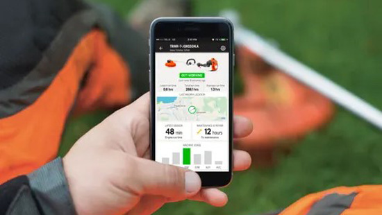 Husqvarna Fleet Servicesアプリで、使用状況やメンテナンス等の情報を取得