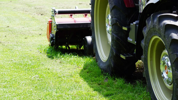 安全性検査をクリアの農業機械　農用トラクターなど1機種25型式を公表　農研機構.jpg