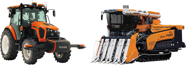左から、クボタのアグリロボトラクタ　「MR1000AH」（無人仕様）、井関農機のコンバイン　「JAPAN HJ7130」