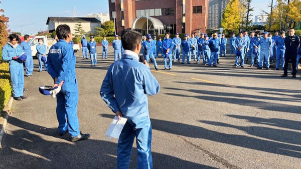 株式会社ISEKI M＆D（松山）周辺の清掃活動行う　井関農機.jpg