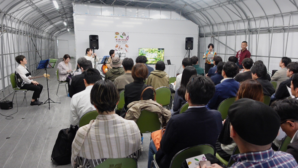 Kukulcanハウスのオープニングセレモニー会場