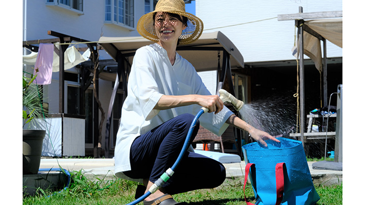 ザブザブと水洗いできるトートバッグ