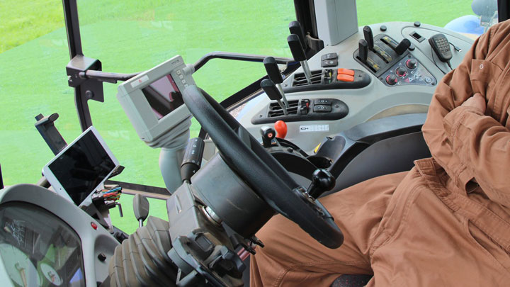 「AgriBus-AutoSteer/K」の導入により作業にゆとりが生まれる