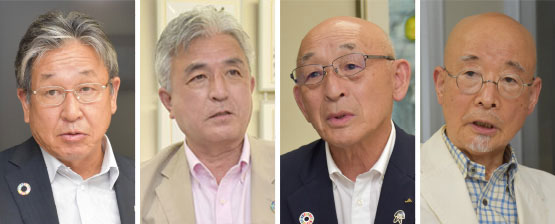 秋山豊氏下小野田寛氏三角修氏大金義昭氏写真