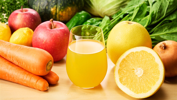 「野菜生活100　宮崎月夜実グレープフルーツ＆日向夏ミックス」