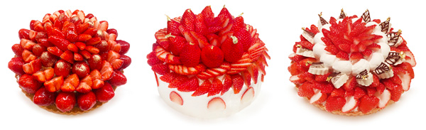 左から、千葉県 船橋市 石井農園産 いちごのケーキ、宮城県産「ミガキイチゴ」のショートケーキ、長野県 長野ベリーファーム産 いちご「のぞみ」と紅茶ムースのケーキ