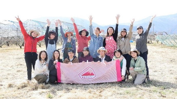 府中・大國魂神社で「やまなし農業女子マルシェ」ＪＡ南アルプス市と協同で開催