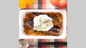ＪＡえひめ未来とコラボ　愛媛県西条市産「絹かわなす」使用『チーズキーマカレー』新発売　ファンデリー_02s.jpg